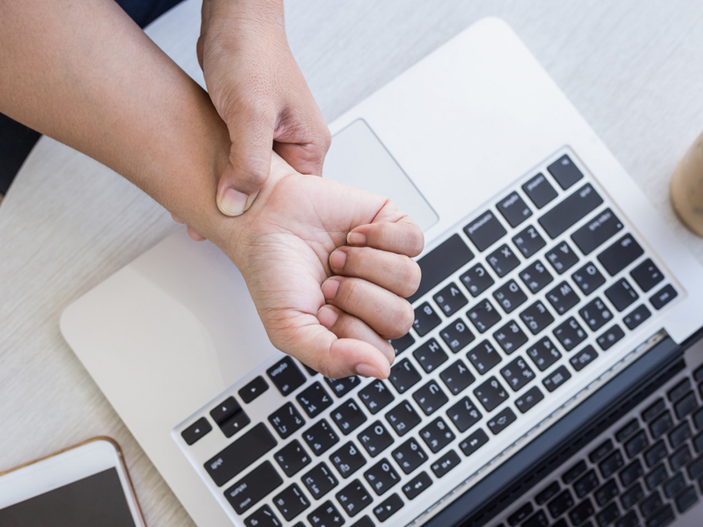 Wrist Pain Work Injury Rehabilitation Physical Therapist McHenry